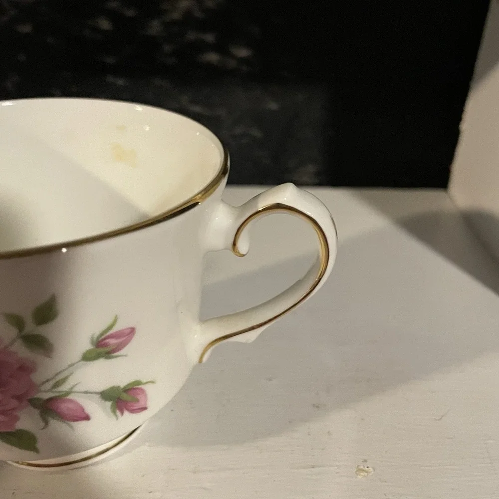 N/A vintage duchess